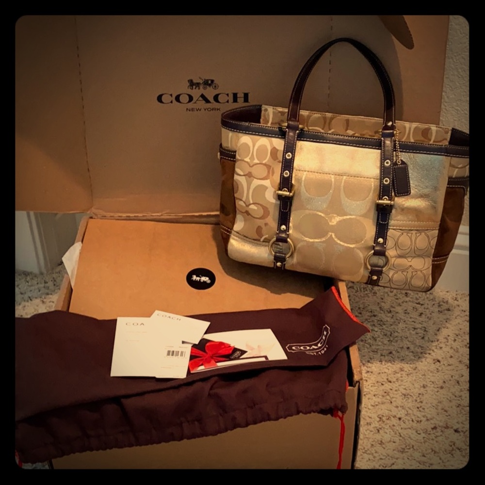 Coach gold signature patchwork gallery tote bag book tote vintage